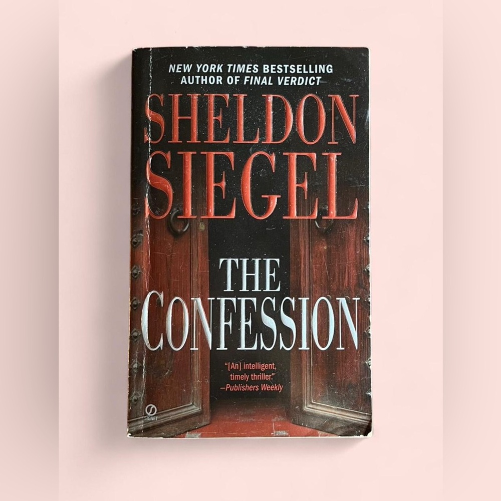 📕 The Confession by Sheldon Siegel - Paperback GUC 📖